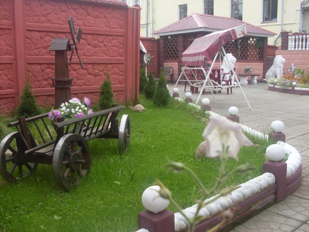 Hostel 3 Stars Na Oktyabryskoy Vitebsk Exterior photo